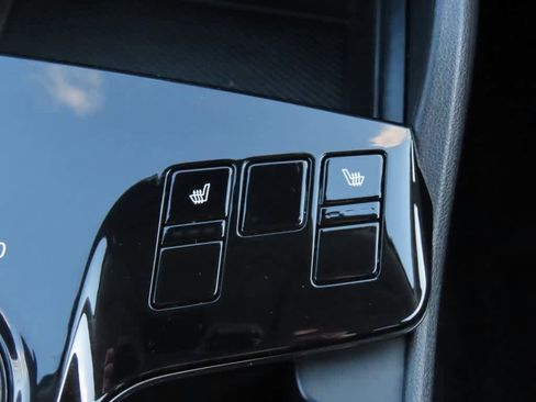 Used 2023 Kia Sportage LX image 23