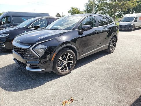 Used 2023 Kia Sportage EX FWD image 1
