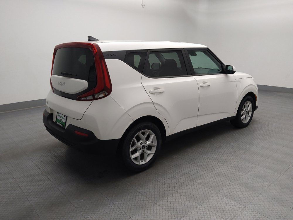 Used 2022 Kia Soul LX w/ Technology Package FWD image 10