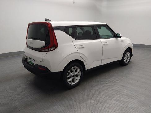 Used 2022 Kia Soul LX w/ Technology Package FWD image 10