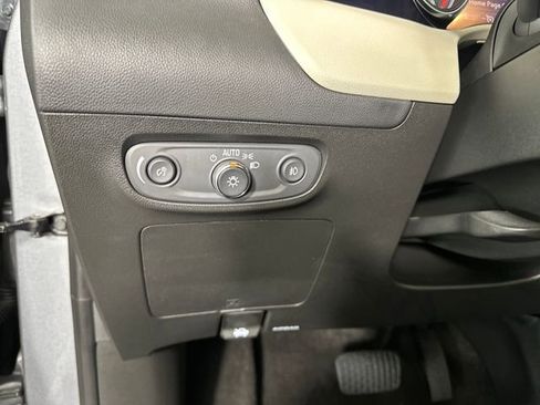 Used 2023 Buick Encore GX Preferred w/ Cold Weather Comfort Package image 19