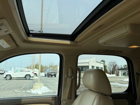 Used 2014 Chevrolet Tahoe LTZ image 35