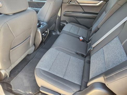 Used 2025 GMC Acadia Elevation FWD image 29