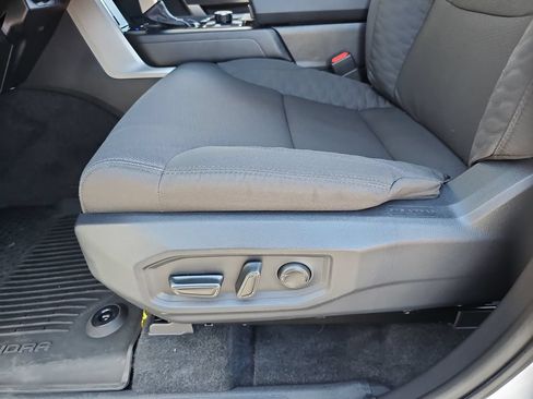 Certified 2026 Toyota Tundra SR5 AWD/4WD image 17