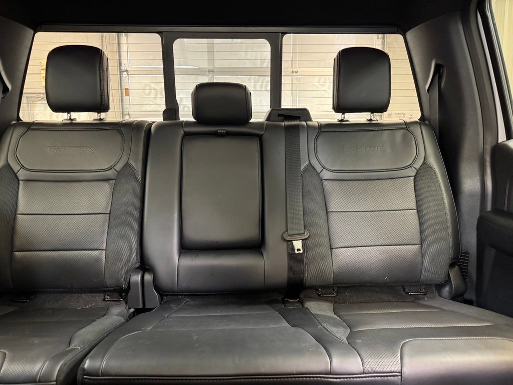 Used 2025 Ford F150 Raptor AWD/4WD image 18