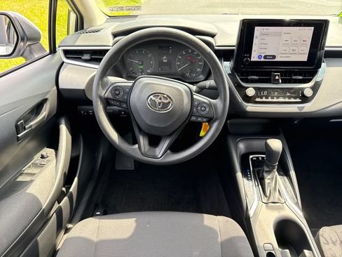 Certified 2023 Toyota Corolla LE AWD/4WD image 19