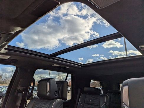 Certified 2023 Cadillac Escalade V image 20