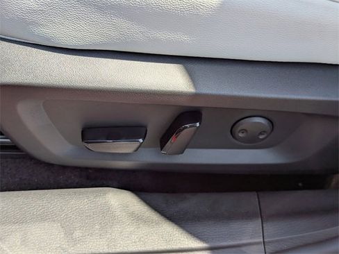 New 2025 Mitsubishi Outlander SEL image 12