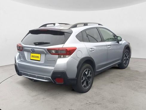 Used 2020 Subaru Crosstrek 2.0i Premium image 4