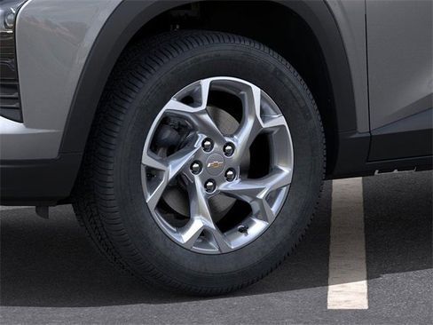 New 2026 Chevrolet Trax LS w/ LS Convenience Package image 9
