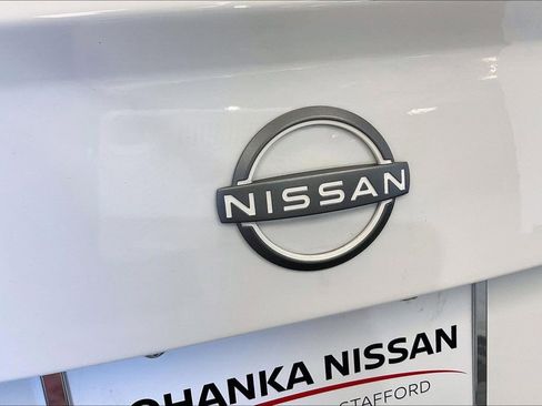 Certified 2025 Nissan Versa S w/ Trunk Package image 7