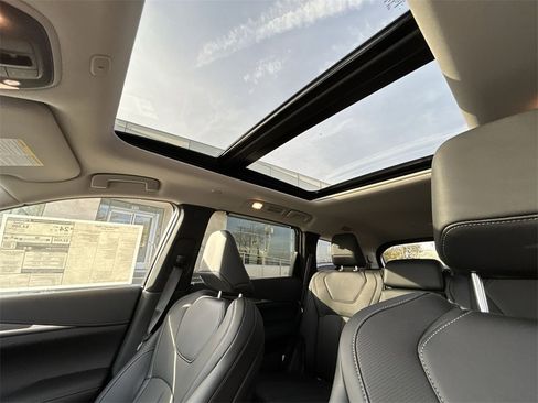 New 2026 INFINITI QX60 Luxe w/ Cargo Package image 14