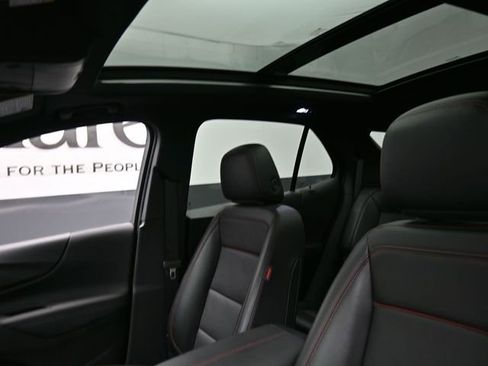 Used 2023 Chevrolet Equinox RS w/ RS Leather Package image 17