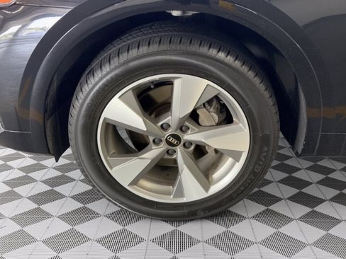Used 2022 Audi Q5 2.0T Premium Plus AWD/4WD image 13