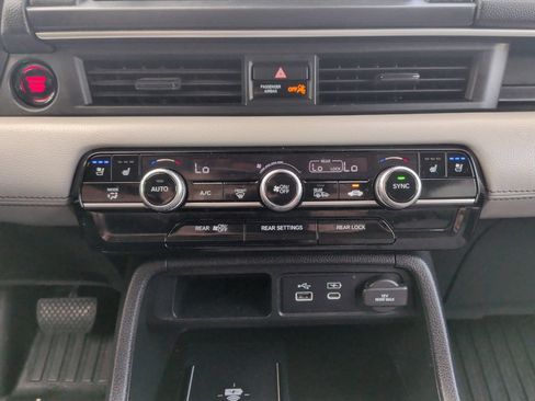 Used 2023 Honda Pilot Elite image 28