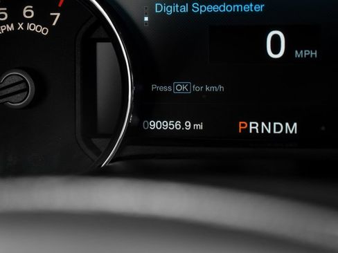 Used 2018 Ford F150 Lariat w/ Equipment Group 502A Luxury AWD/4WD image 17