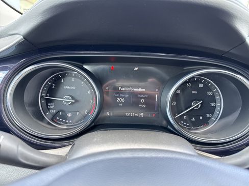 Used 2022 Buick Encore GX Preferred w/ Cold Weather Comfort Package AWD/4WD image 18