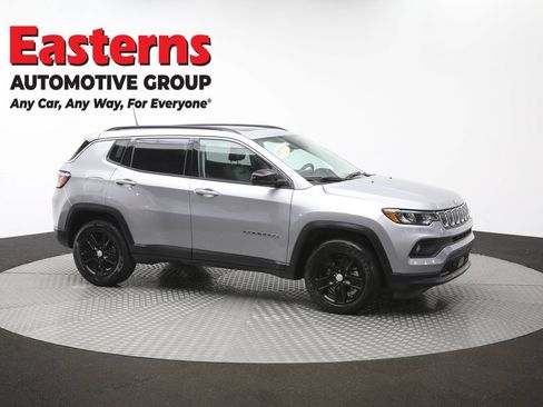 Used 2022 Jeep Compass Latitude w/ Sun and Sound Group AWD/4WD image 49