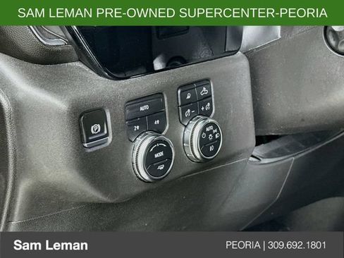 Used 2023 GMC Sierra 1500 SLT w/ SLT Premium Plus Package AWD/4WD image 10