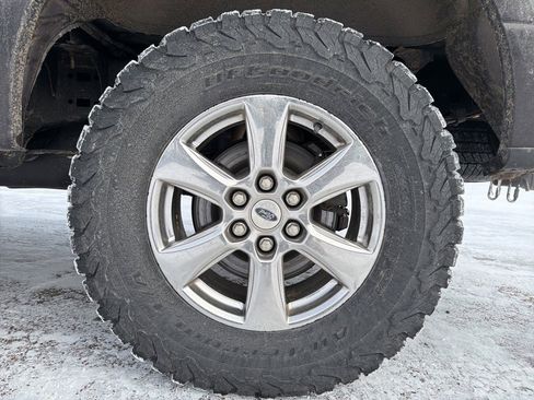 Used 2019 Ford F150 XLT w/ Equipment Group 302A Luxury image 6