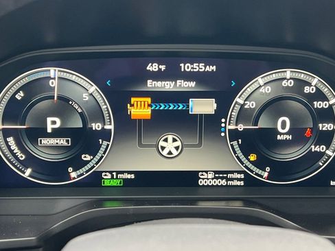 New 2025 Mitsubishi Outlander SE image 26