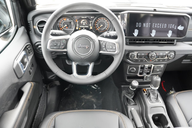 New 2027 Jeep Wrangler Unlimited Sahara AWD/4WD image 14
