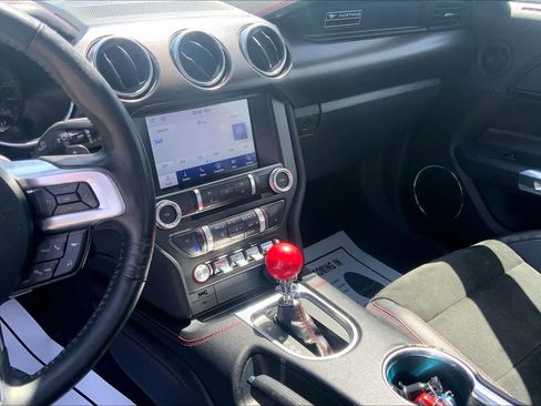 Used 2020 Ford Mustang GT Premium w/ Equipment Group 401A RWD image 7
