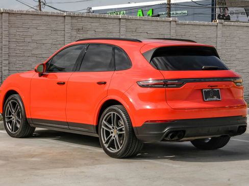 Used 2021 Porsche Cayenne image 11