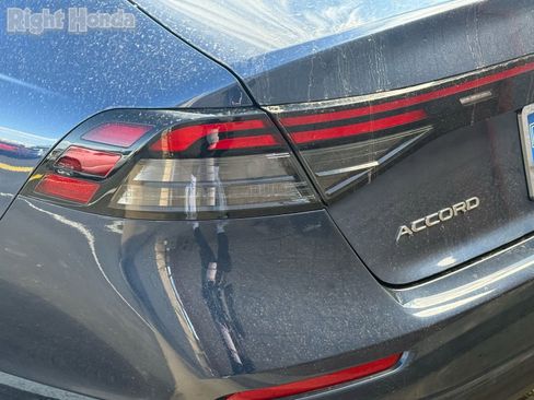 Used 2023 Honda Accord EX image 10