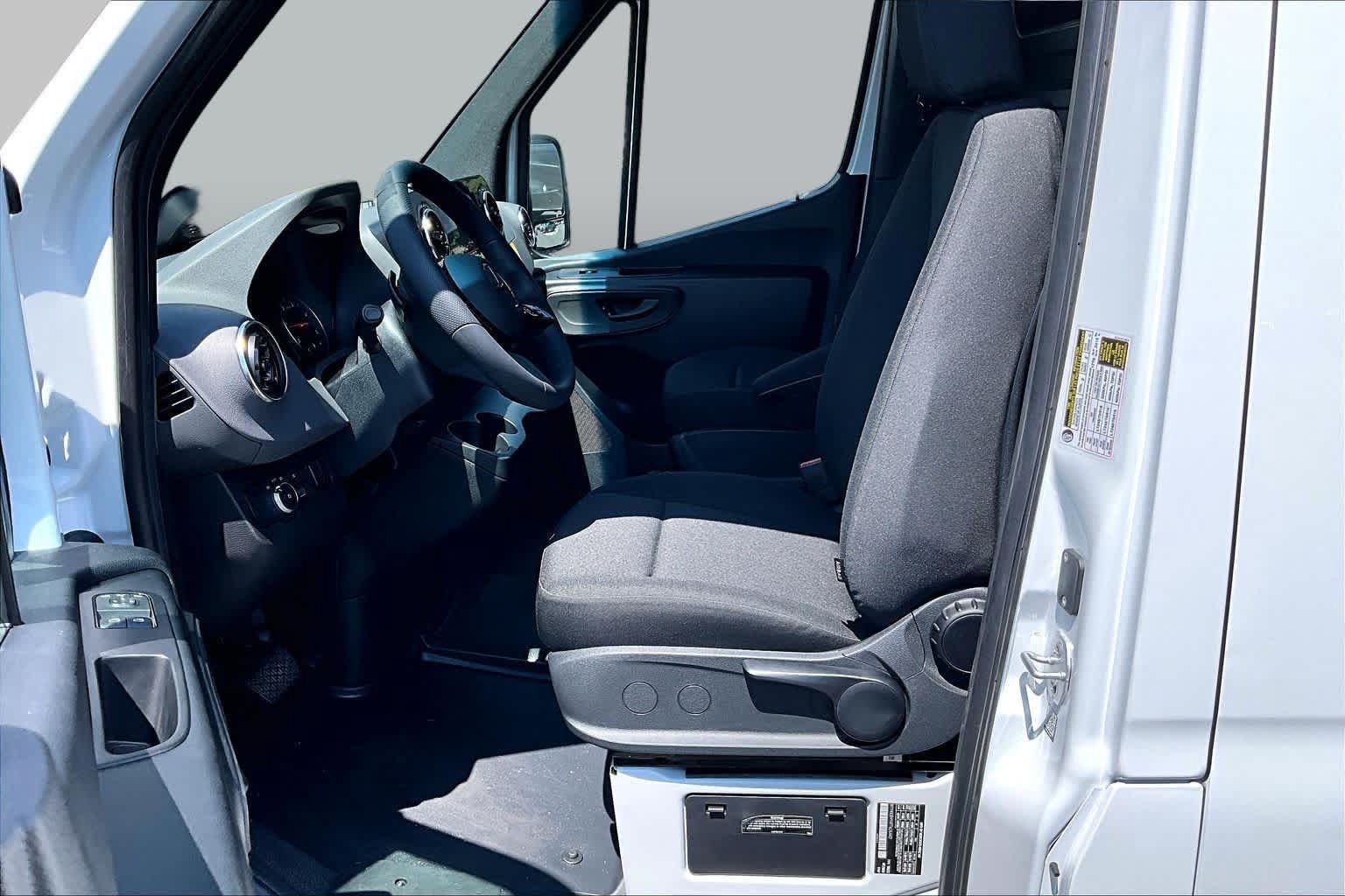 New 2026 Mercedes-Benz Sprinter 2500 image 13