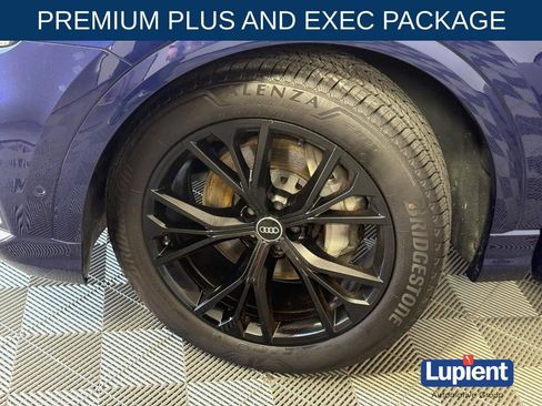 Used 2021 Audi Q8 Premium Plus w/ Premium Plus Package AWD/4WD image 17
