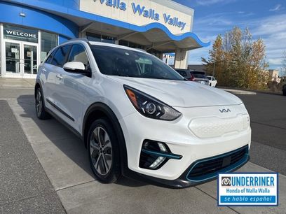 Used 2022 Kia Niro EX w/ Cold Weather Package