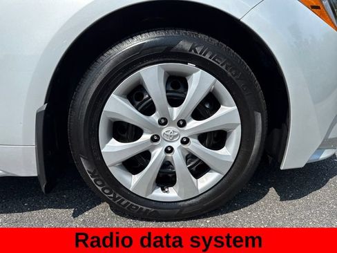 Used 2025 Toyota Corolla LE FWD image 13