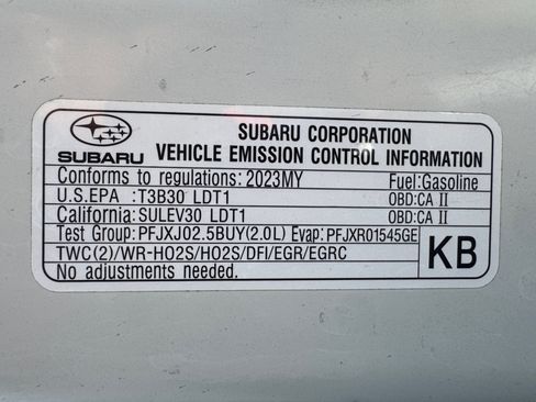 Used 2023 Subaru Crosstrek 2.0i Premium AWD/4WD image 17