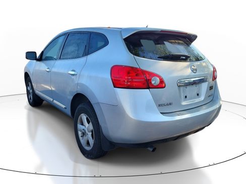 Used 2013 Nissan Rogue S w/ Special Edition Pkg image 4