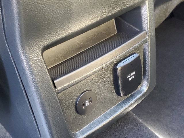 Certified 2024 Ford Edge SEL w/ Convenience Package AWD/4WD image 35