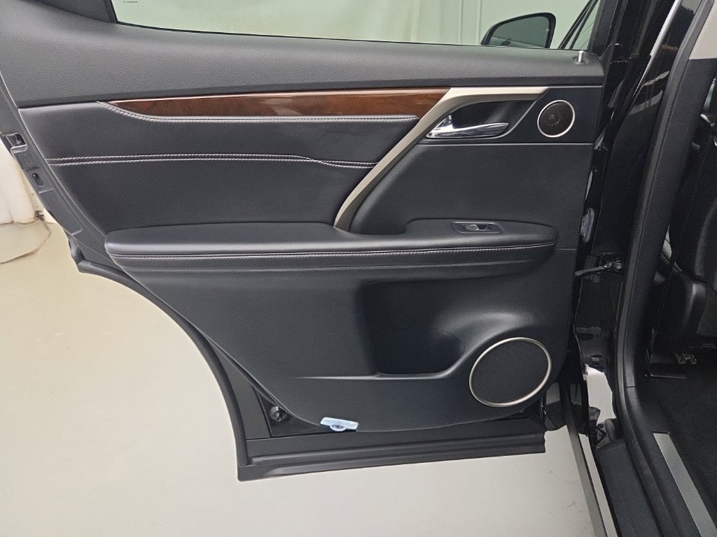 Used 2017 Lexus RX 350 AWD w/ Premium Package image 18