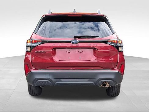 Used 2026 Subaru Forester Premium AWD/4WD image 5