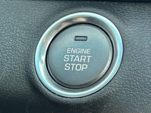 Used 2021 Hyundai Ioniq SEL image 15