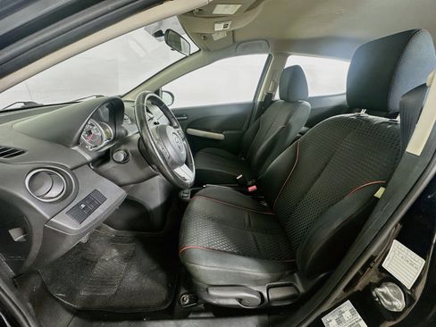 Used 2014 MAZDA MAZDA2 Touring FWD image 13