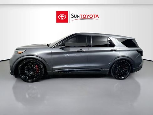 Used 2023 Ford Explorer ST w/ Equipment Group 401A AWD/4WD image 7