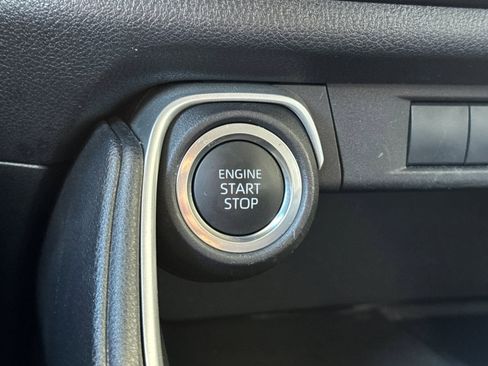 Used 2025 Toyota Grand Highlander FWD image 34