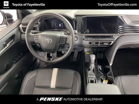 Certified 2025 Toyota Camry SE image 5