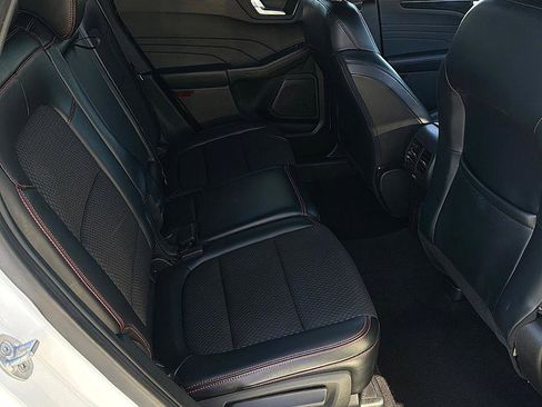 Used 2023 Ford Escape ST-Line image 22