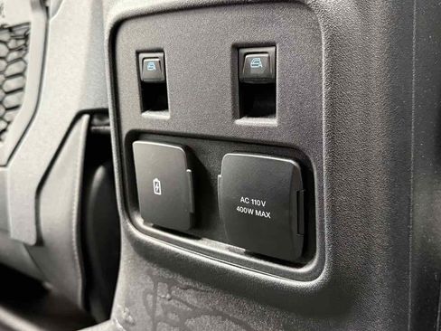 Used 2022 Ford Bronco Black Diamond image 31