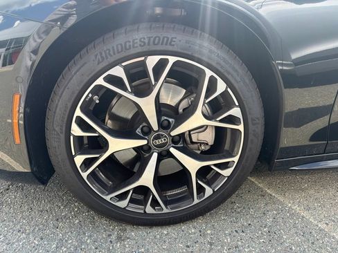 Used 2026 Audi A6 Premium Plus w/ Premium Plus Package AWD/4WD image 7