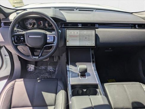 New 2026 Land Rover Range Rover Velar Dynamic SE image 15