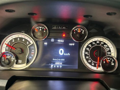 Used 2014 RAM 2500 SLT w/ Luxury Group AWD/4WD image 33