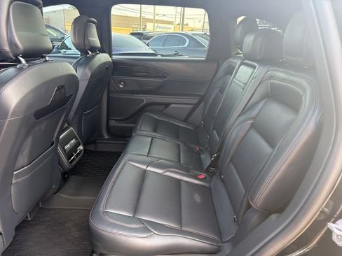 Used 2025 Lincoln Nautilus Premier w/ Equipment Group 102A AWD/4WD image 28