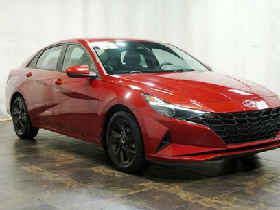 Used 2022 Hyundai Elantra SEL